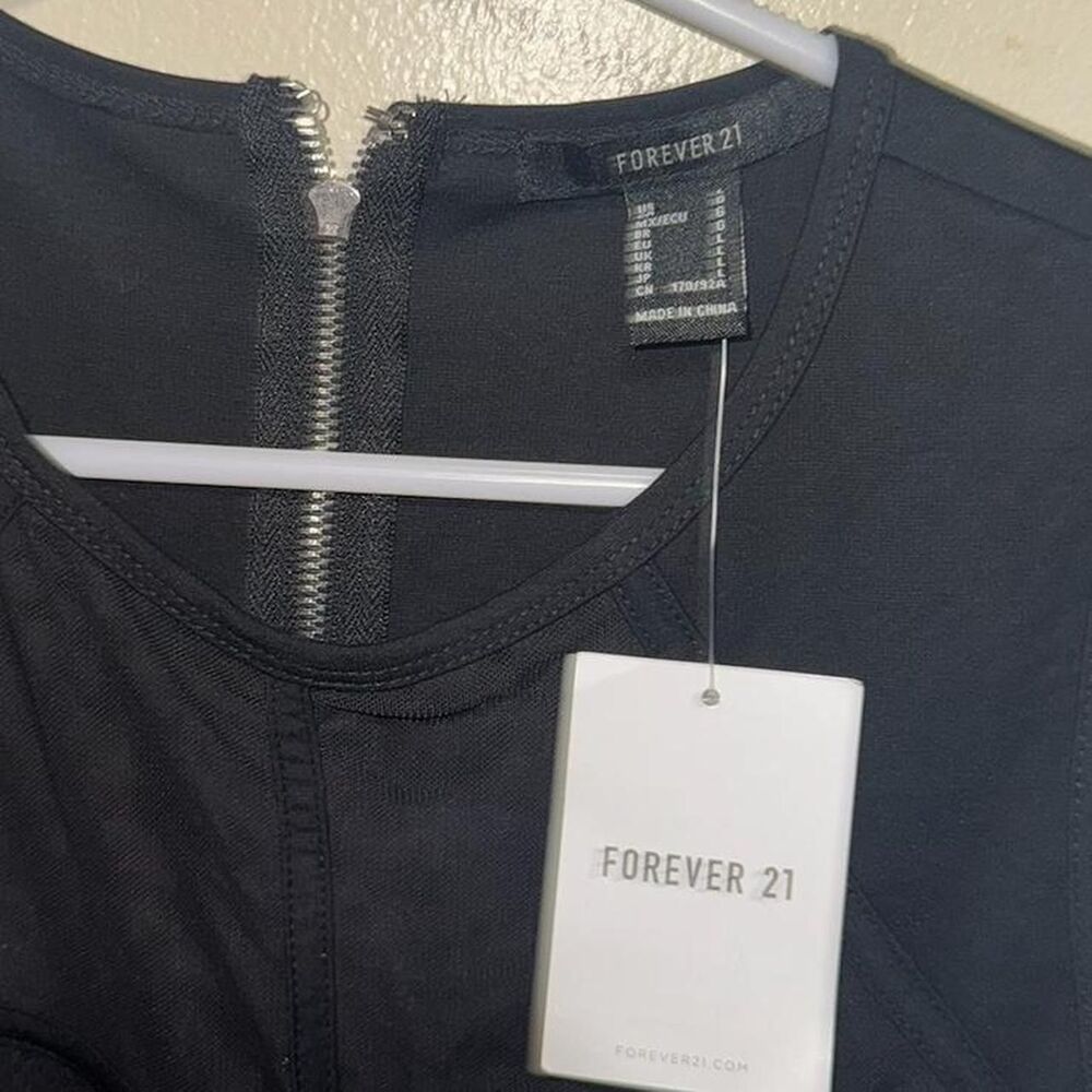NWT Forever 21 Mesh Zip Up Body Suit size: Large - Picture 4 of 4